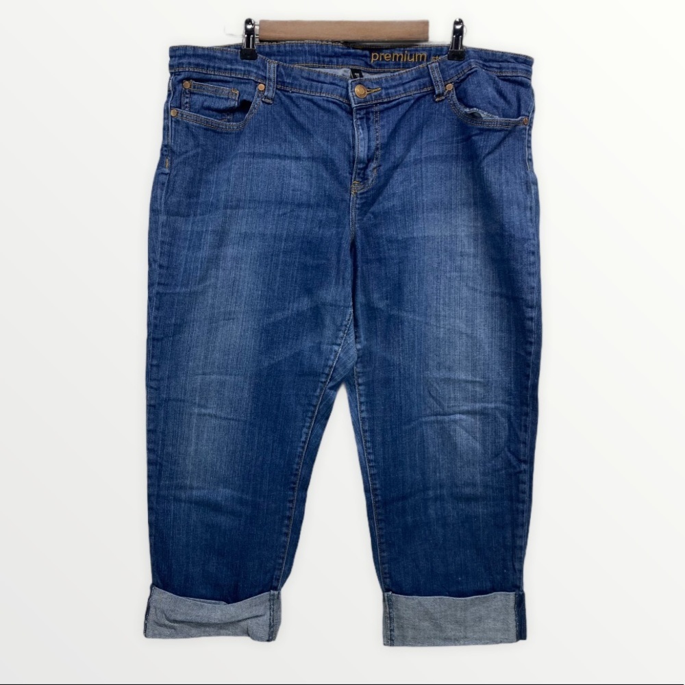 Gap Premium Straight Crop